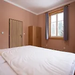 Pod Kolonadou *