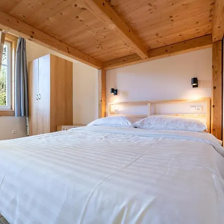 Pod Kolonadou Apartment Johannisbad